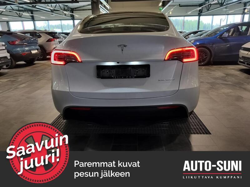 Tesla Model Y vaihtoauto
