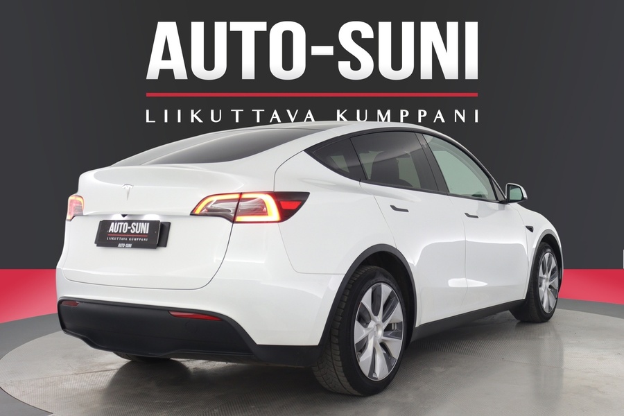 Tesla Model Y vaihtoauto