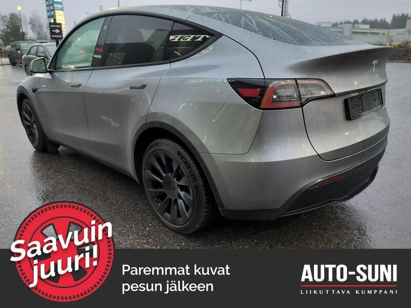 Tesla Model Y vaihtoauto