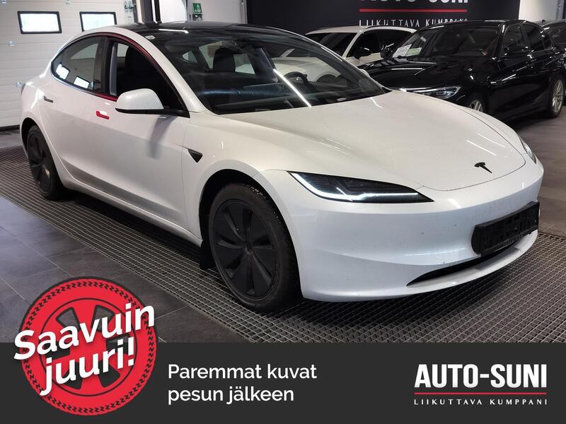 Tesla Model 3 vaihtoauto