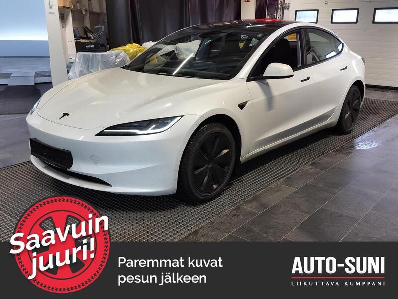 Tesla Model 3 vaihtoauto