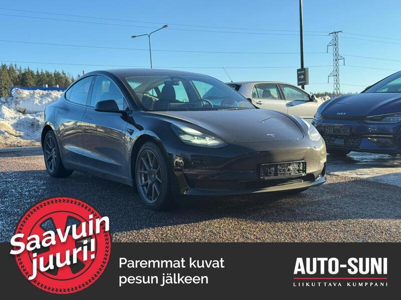 Tesla Model 3 vaihtoauto