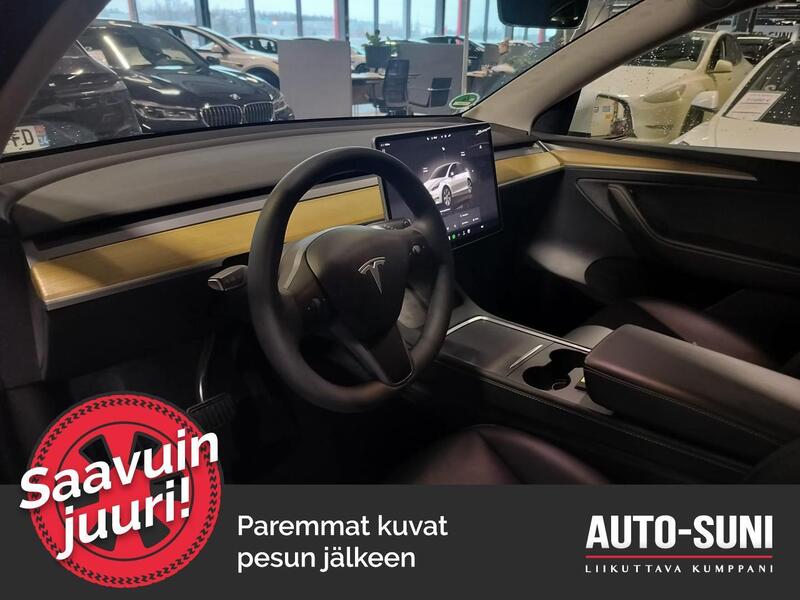 Tesla Model Y vaihtoauto