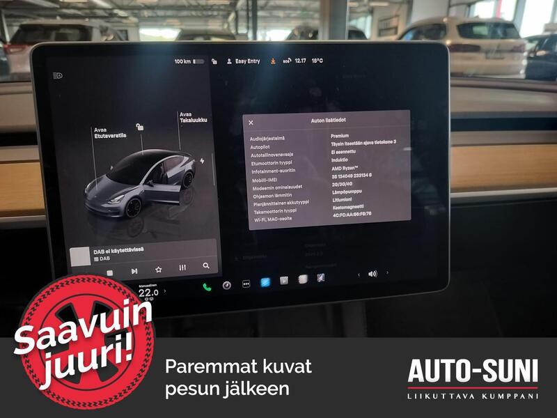 Tesla Model 3 vaihtoauto