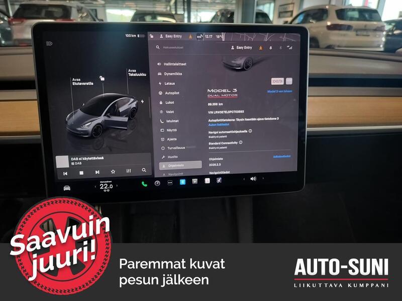 Tesla Model 3 vaihtoauto