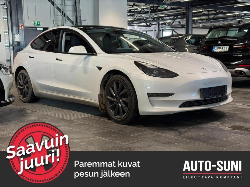 Tesla Model 3 vaihtoauto