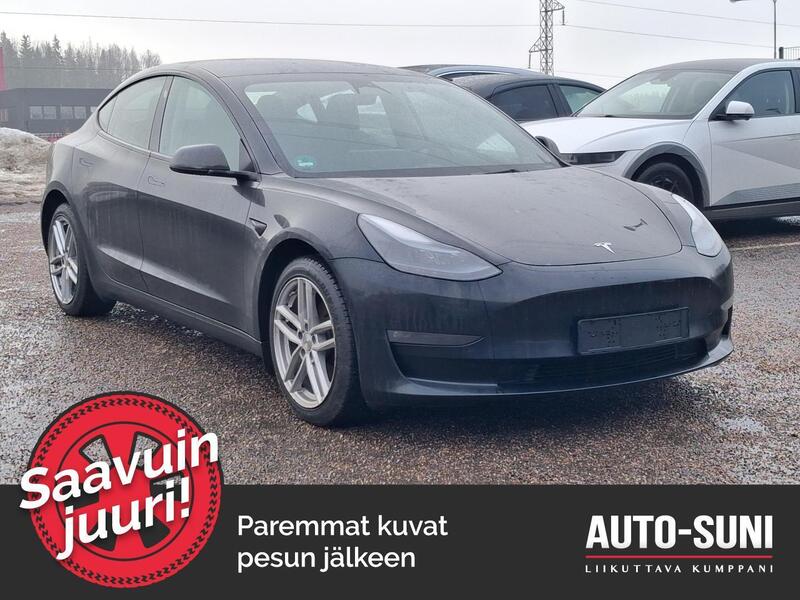 Tesla Model 3 vaihtoauto