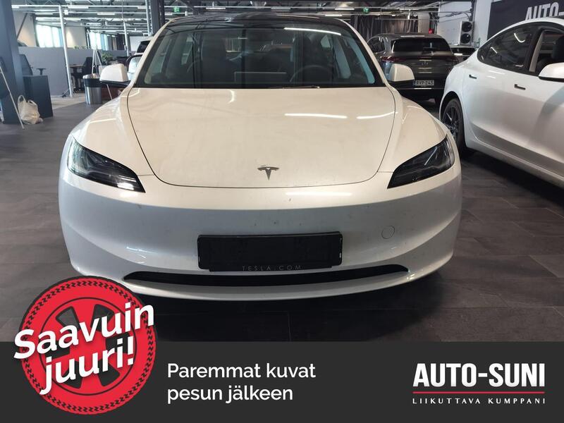 Tesla Model 3 vaihtoauto