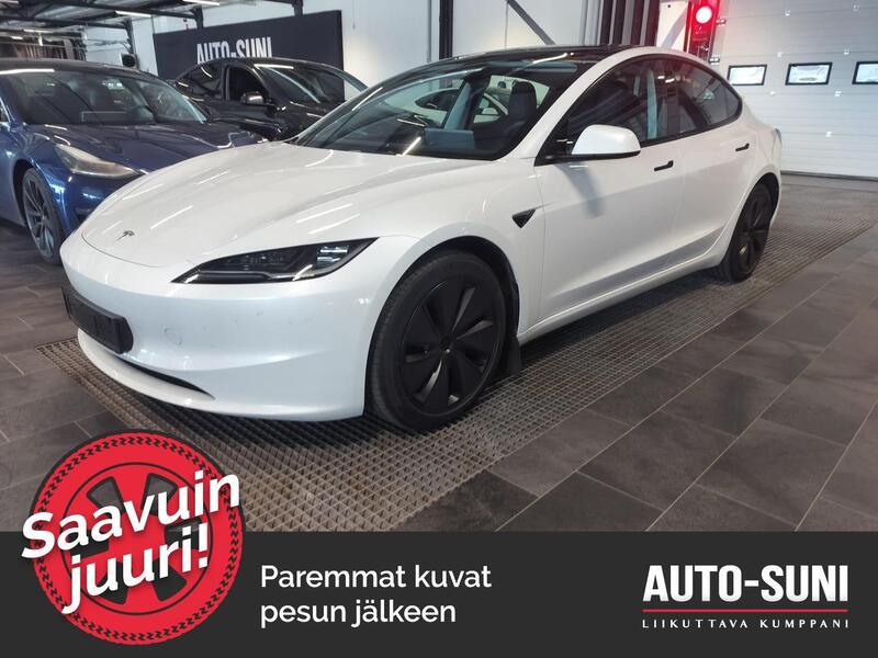 Tesla Model 3 vaihtoauto