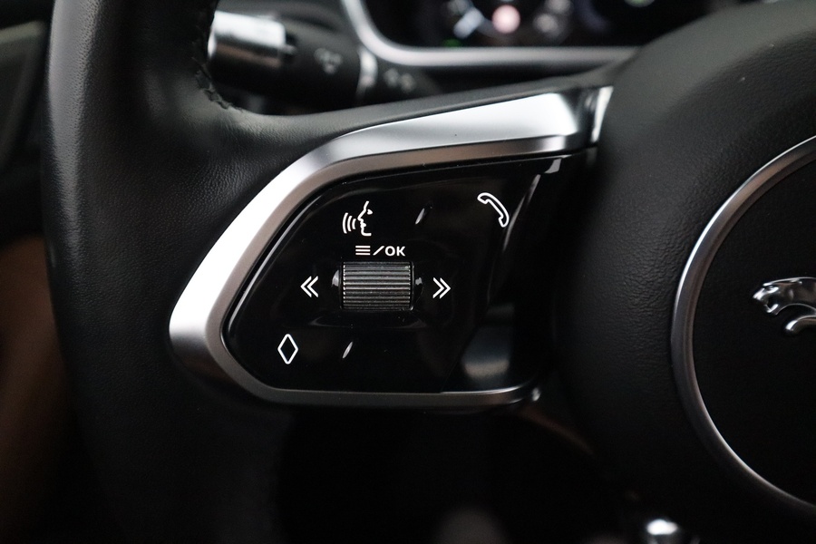 Jaguar I-PACE vaihtoauto