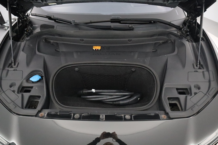 Jaguar I-PACE vaihtoauto