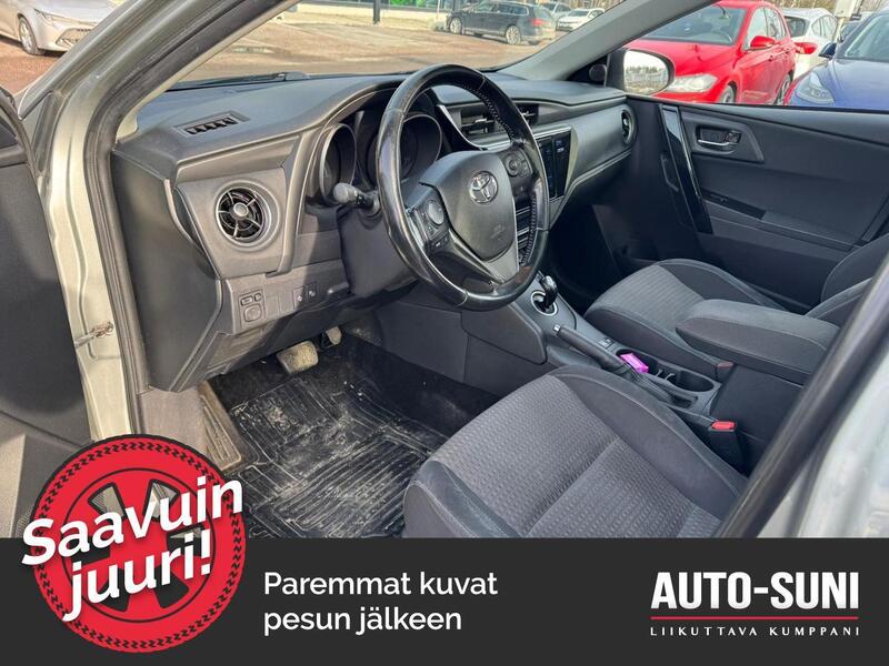 Toyota Auris vaihtoauto