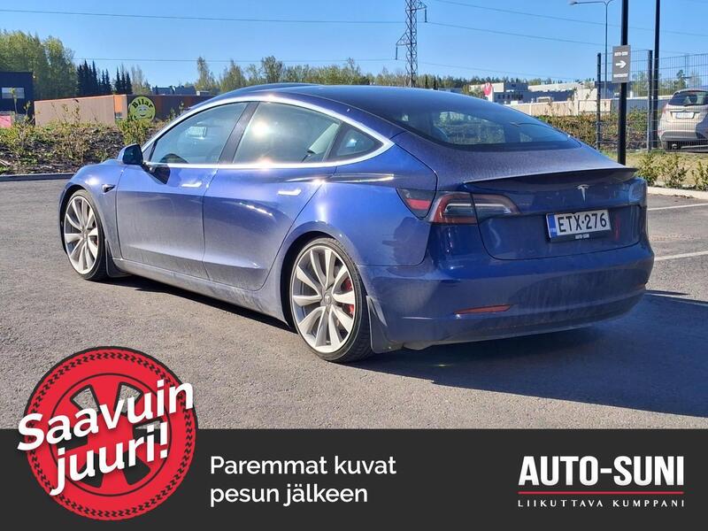 Tesla Model 3 vaihtoauto