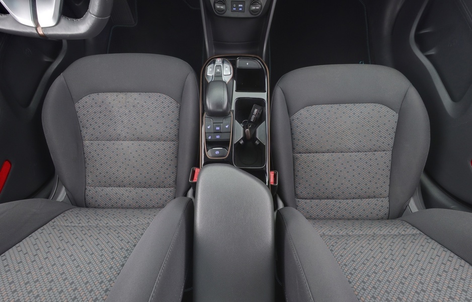 Hyundai IONIQ electric vaihtoauto