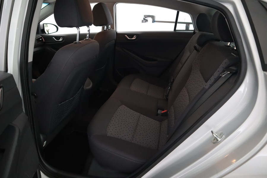 Hyundai IONIQ electric vaihtoauto