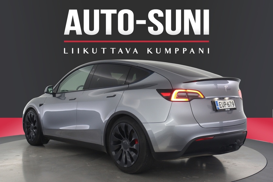 Tesla Model Y vaihtoauto