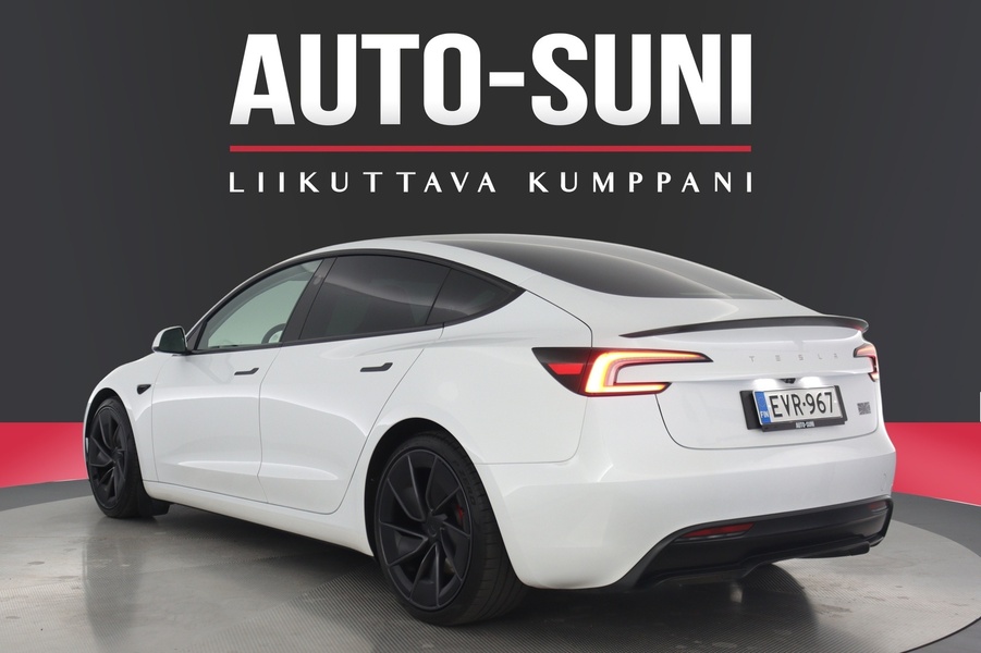 Tesla Model 3 vaihtoauto