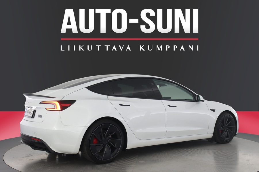 Tesla Model 3 vaihtoauto