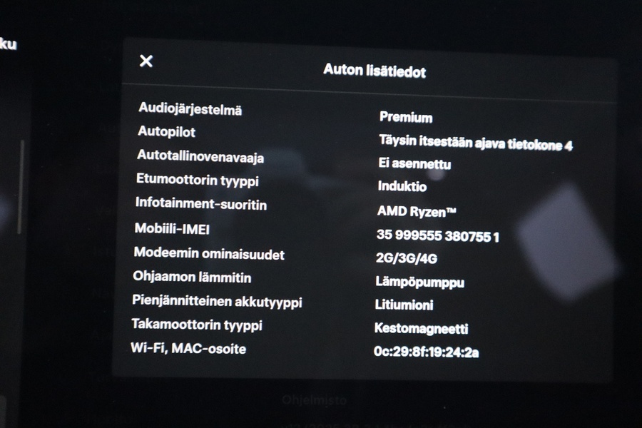 Tesla Model 3 vaihtoauto