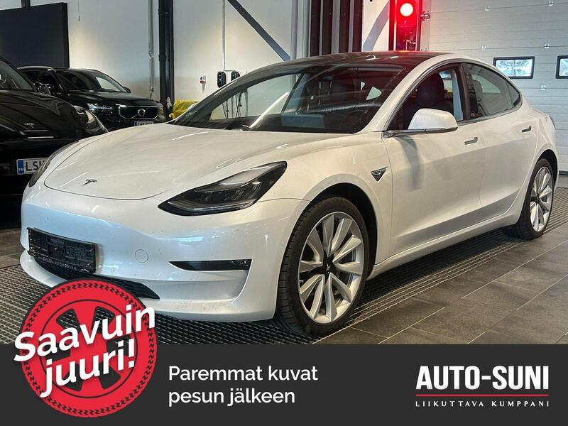 Tesla Model 3 vaihtoauto