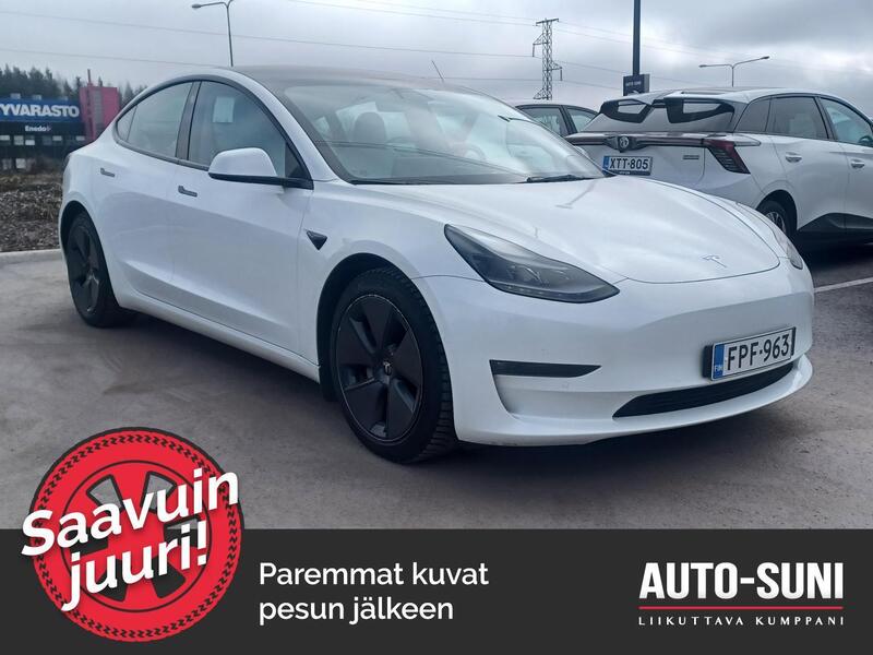 Tesla Model 3 vaihtoauto
