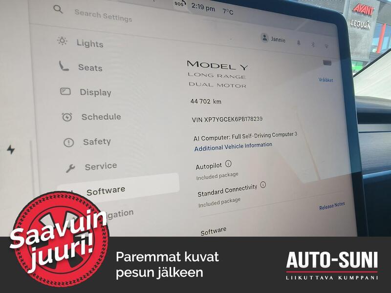 Tesla Model Y vaihtoauto