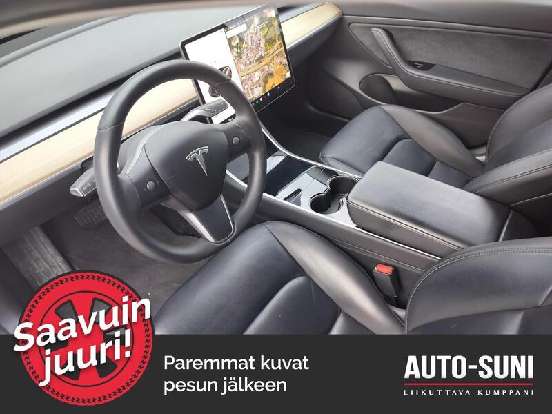 Tesla Model 3 vaihtoauto