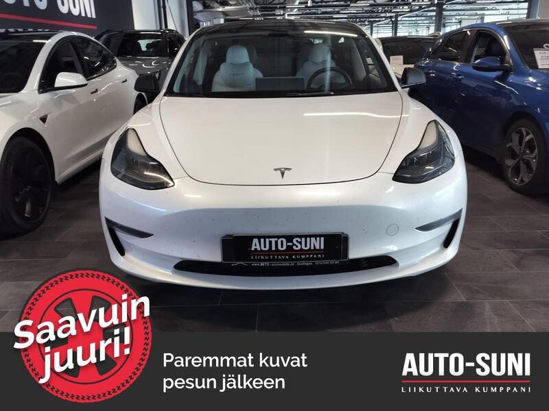 Tesla Model 3 vaihtoauto