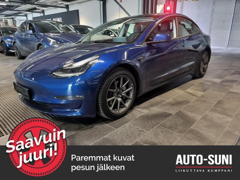 Tesla Model 3 vaihtoauto