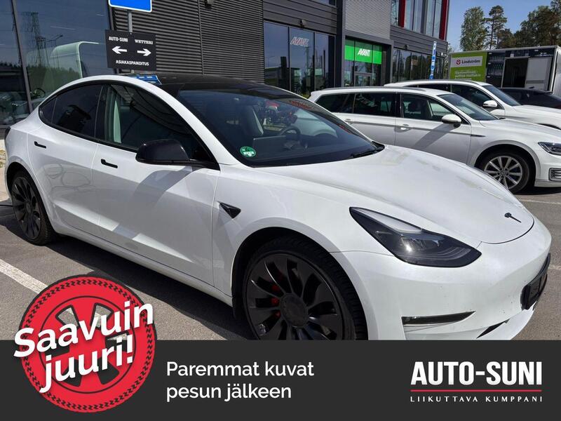 Tesla Model 3 vaihtoauto