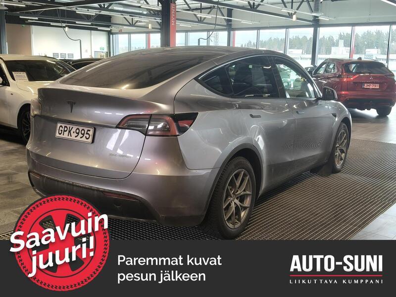 Tesla Model Y vaihtoauto