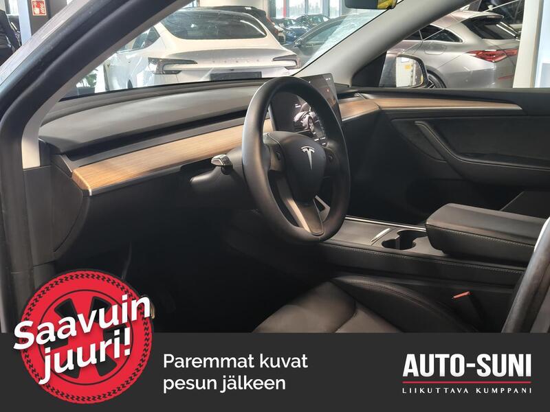 Tesla Model Y vaihtoauto