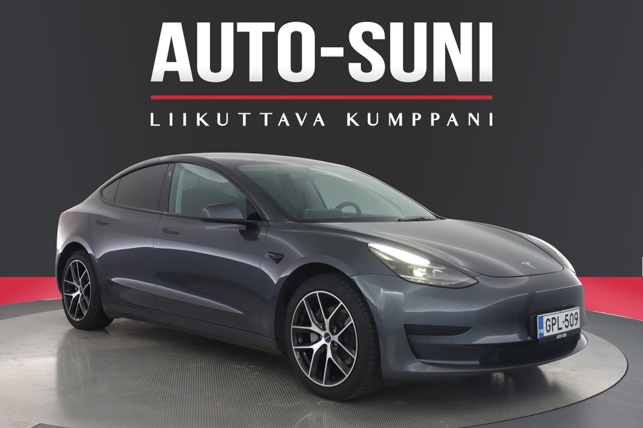 Tesla Model 3 vaihtoauto