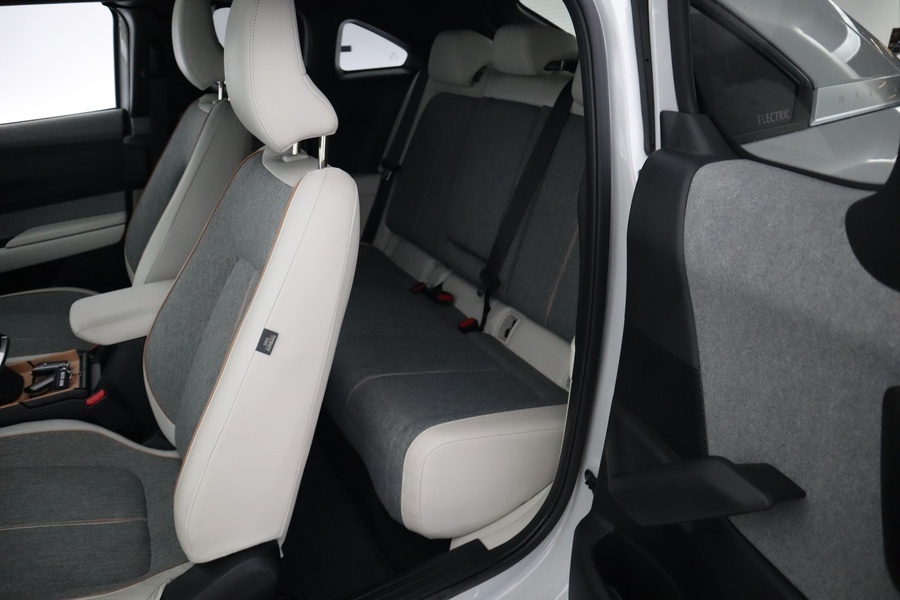 Mazda MX-30 vaihtoauto