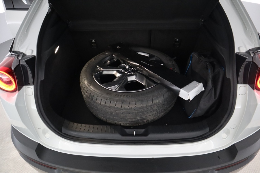 Mazda MX-30 vaihtoauto