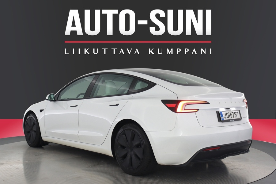 Tesla Model 3 vaihtoauto