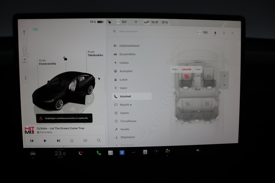 Tesla Model 3 vaihtoauto
