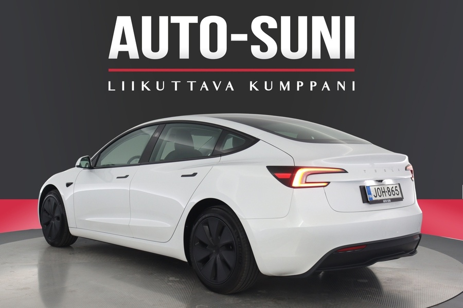 Tesla Model 3 vaihtoauto