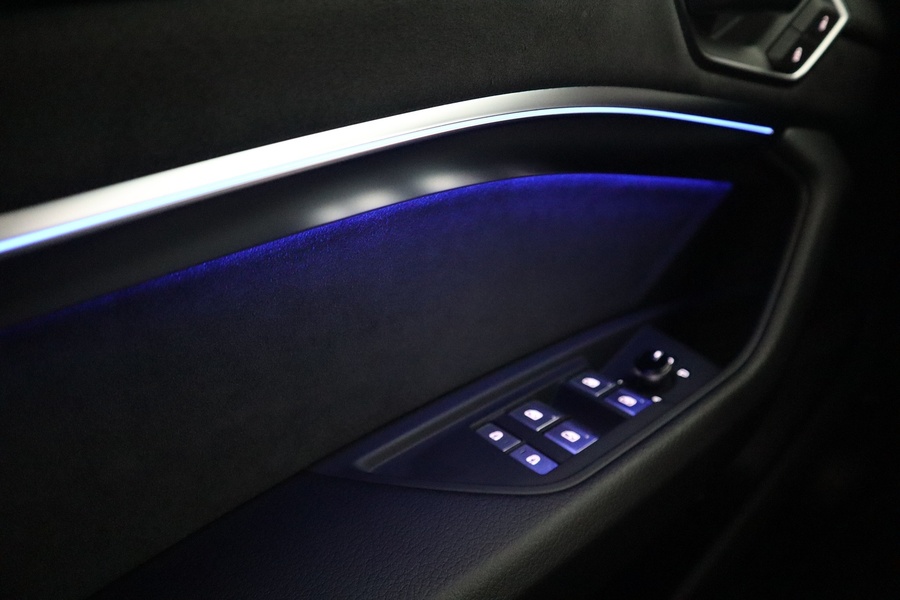 Audi Q8 e-tron vaihtoauto