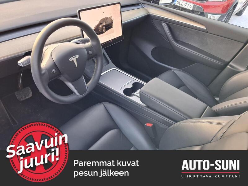 Tesla Model Y vaihtoauto