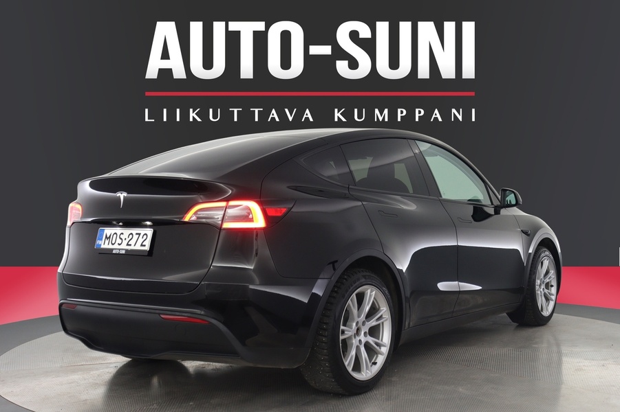 Tesla Model Y vaihtoauto