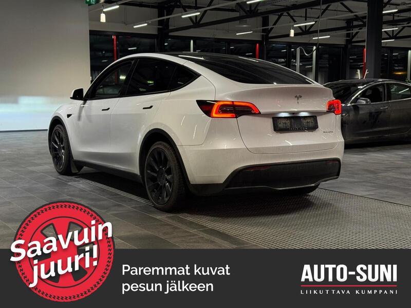 Tesla Model Y vaihtoauto