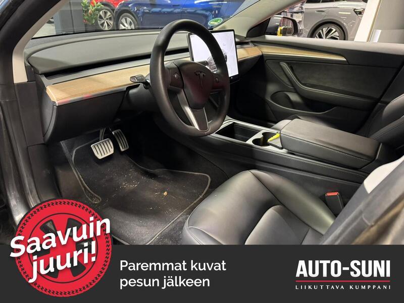 Tesla Model 3 vaihtoauto