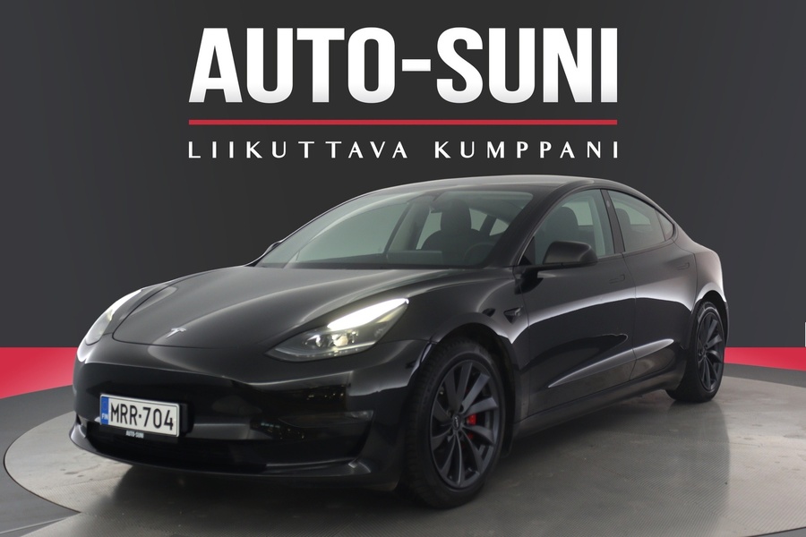 Tesla Model 3 vaihtoauto