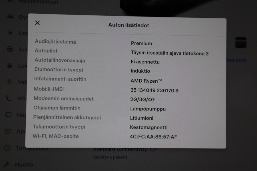 Tesla Model 3 vaihtoauto