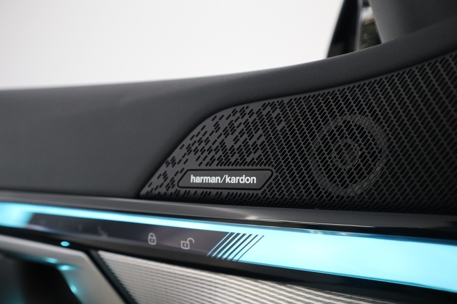 BMW i5 M60 vaihtoauto