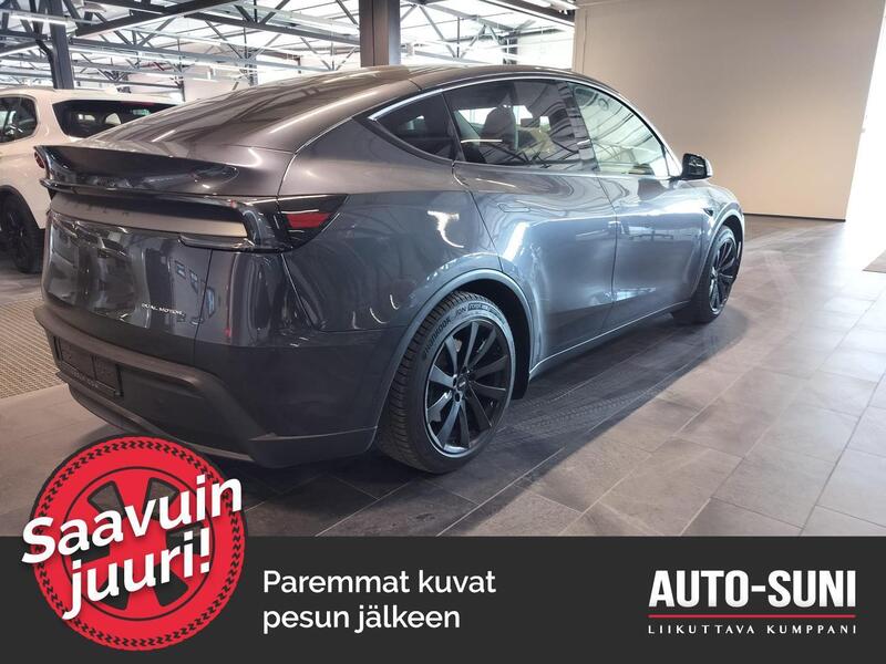 Tesla Model Y vaihtoauto