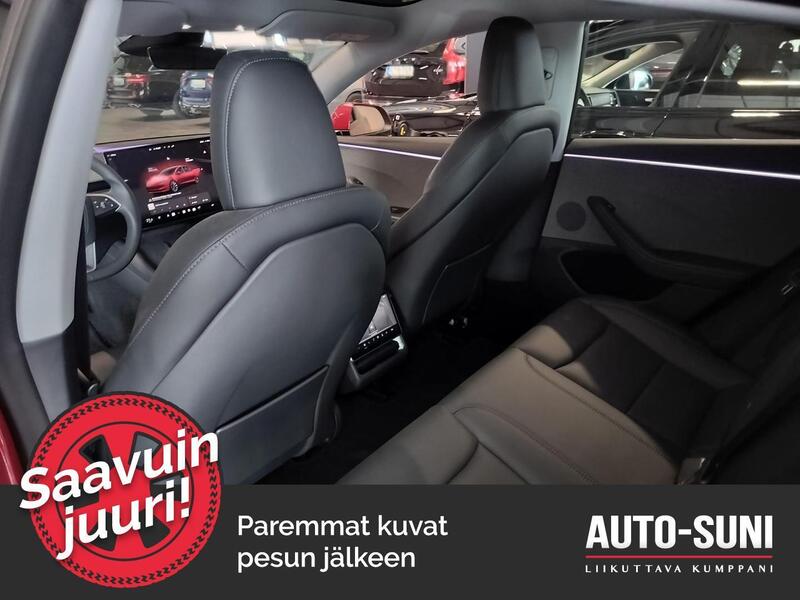 Tesla Model 3 vaihtoauto