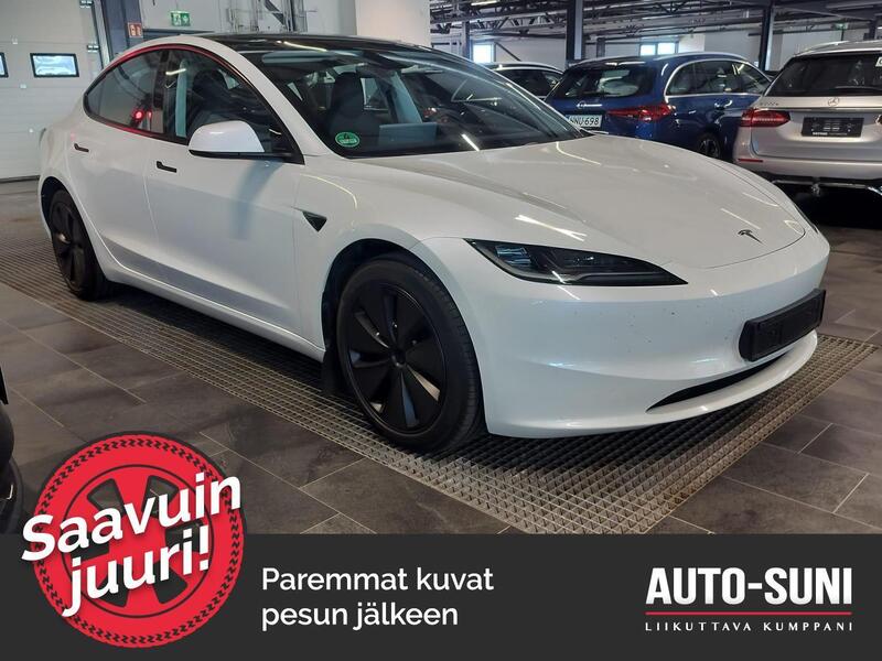 Tesla Model 3 vaihtoauto