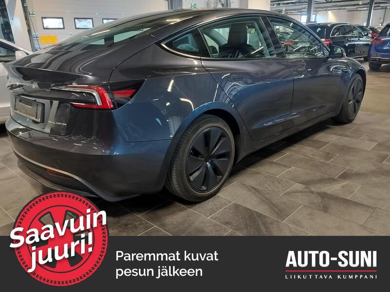 Tesla Model 3 vaihtoauto